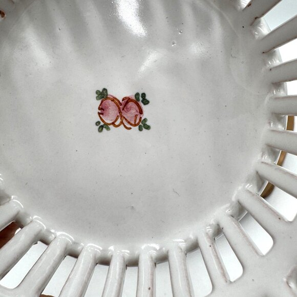 Italy Pottery Hand Painted 5.25” Reticulated Pierced Bow at Flowers - Picture 4 of 9